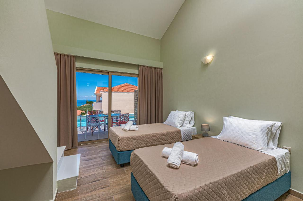 Kozanos Suites With Private Pool Amoudi Exterior foto