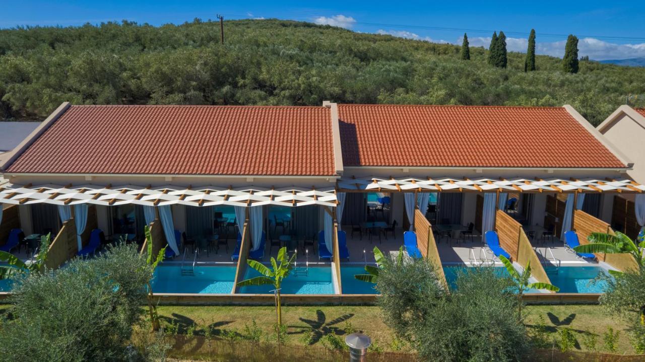 Kozanos Suites With Private Pool Amoudi Exterior foto